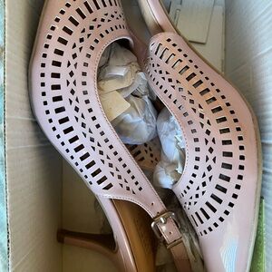 Women’s Pink Kitten Heels